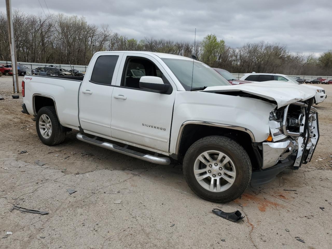 Photo 3 VIN: 1GCVKREC6GZ237119 - CHEVROLET SILVERADO 