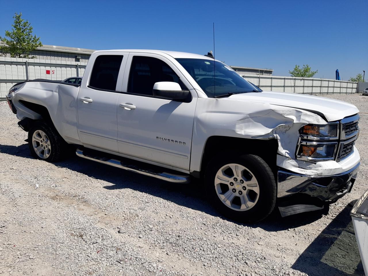 Photo 3 VIN: 1GCVKREC7FZ160761 - CHEVROLET SILVERADO 