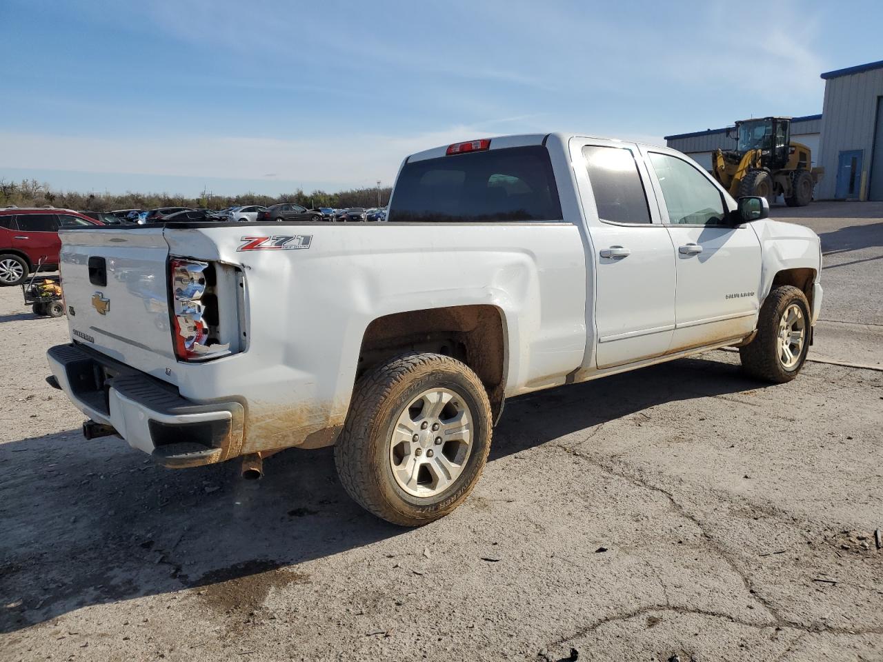 Photo 2 VIN: 1GCVKREC7HZ209282 - CHEVROLET SILVERADO 