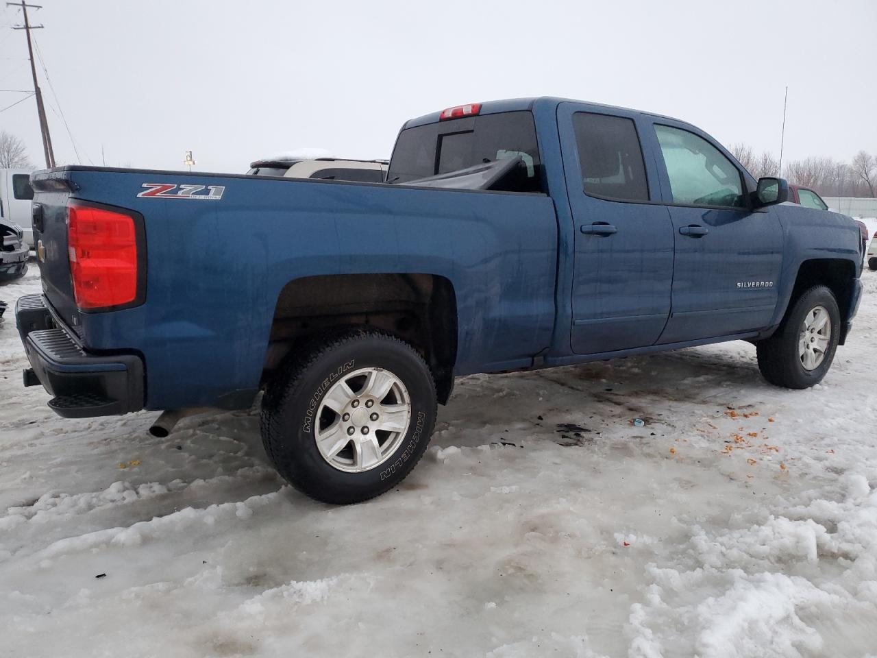 Photo 2 VIN: 1GCVKREC7HZ318826 - CHEVROLET SILVERADO 