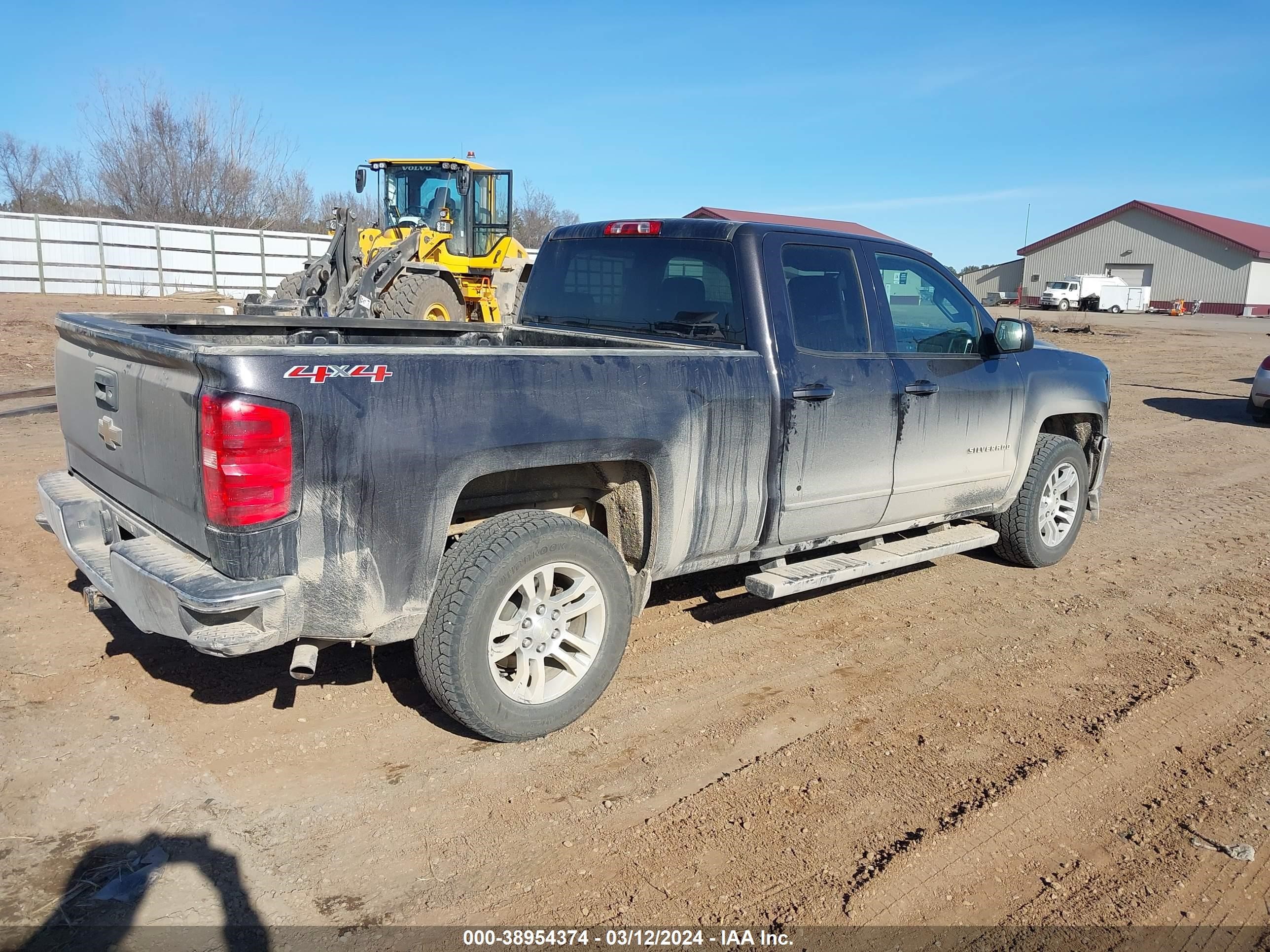 Photo 3 VIN: 1GCVKREC8GZ164111 - CHEVROLET SILVERADO 