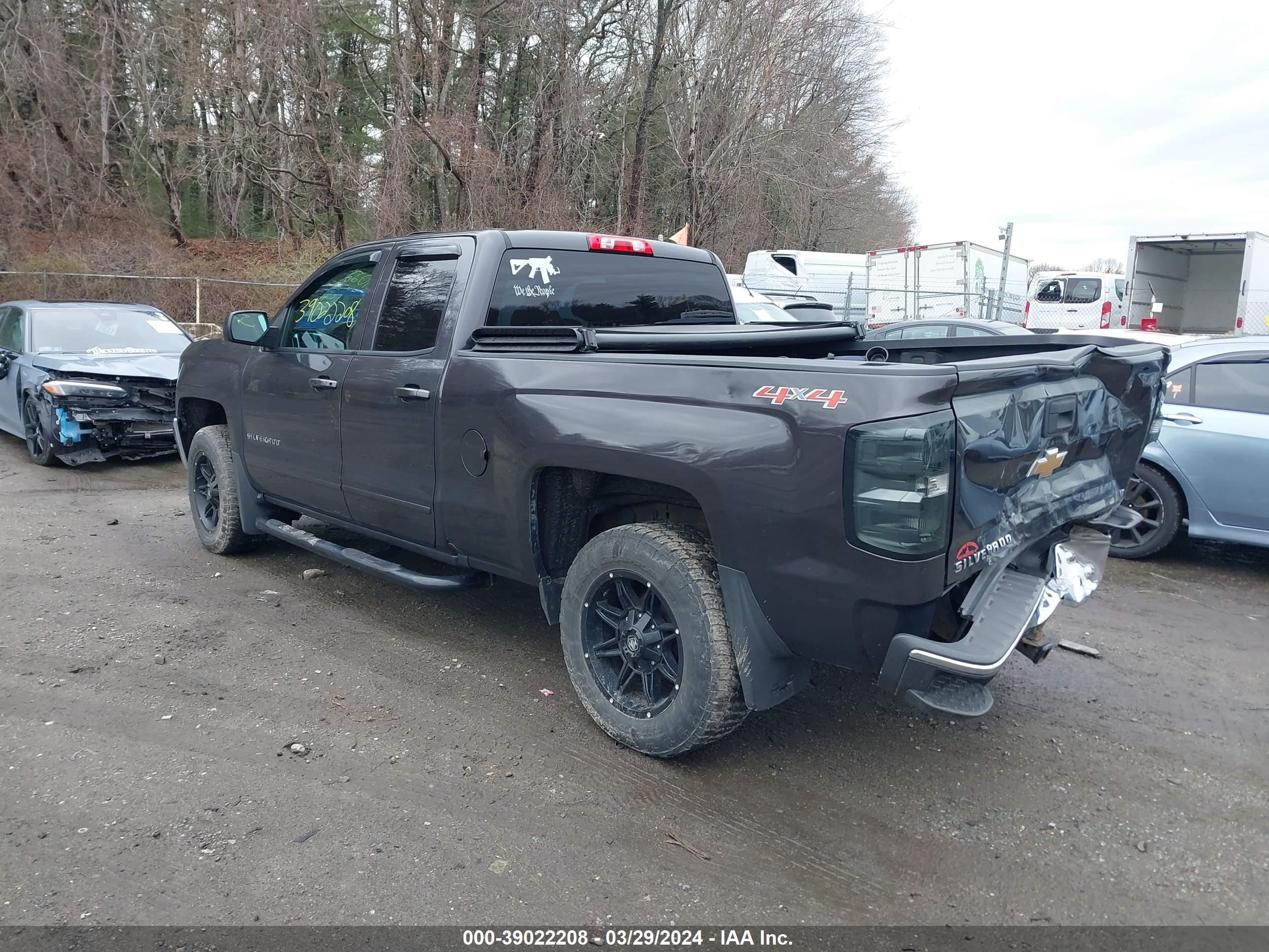 Photo 2 VIN: 1GCVKREC8GZ183175 - CHEVROLET SILVERADO 