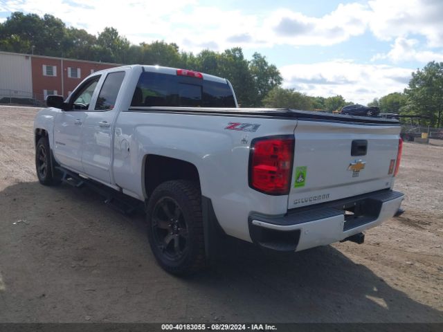 Photo 2 VIN: 1GCVKREC8HZ137332 - CHEVROLET SILVERADO 