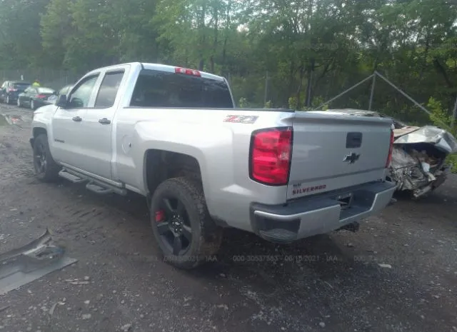 Photo 2 VIN: 1GCVKREC8HZ358607 - CHEVROLET SILVERADO 1500 