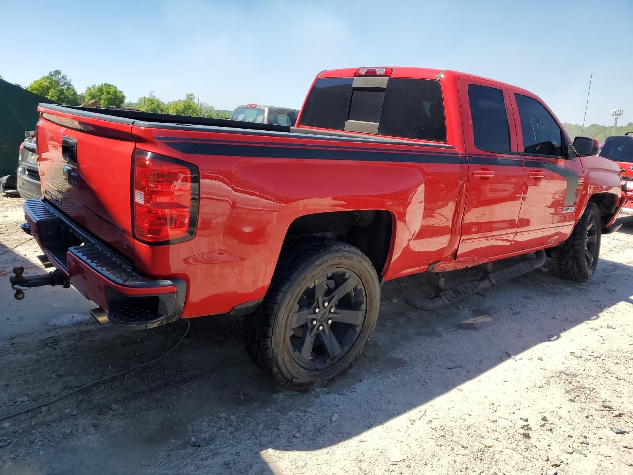 Photo 2 VIN: 1GCVKREC8HZ364519 - CHEVROLET SILVERADO 