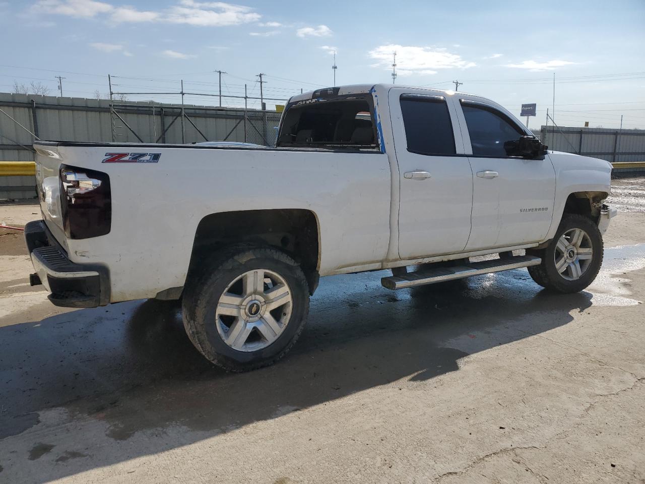 Photo 2 VIN: 1GCVKREC9EZ143510 - CHEVROLET SILVERADO 