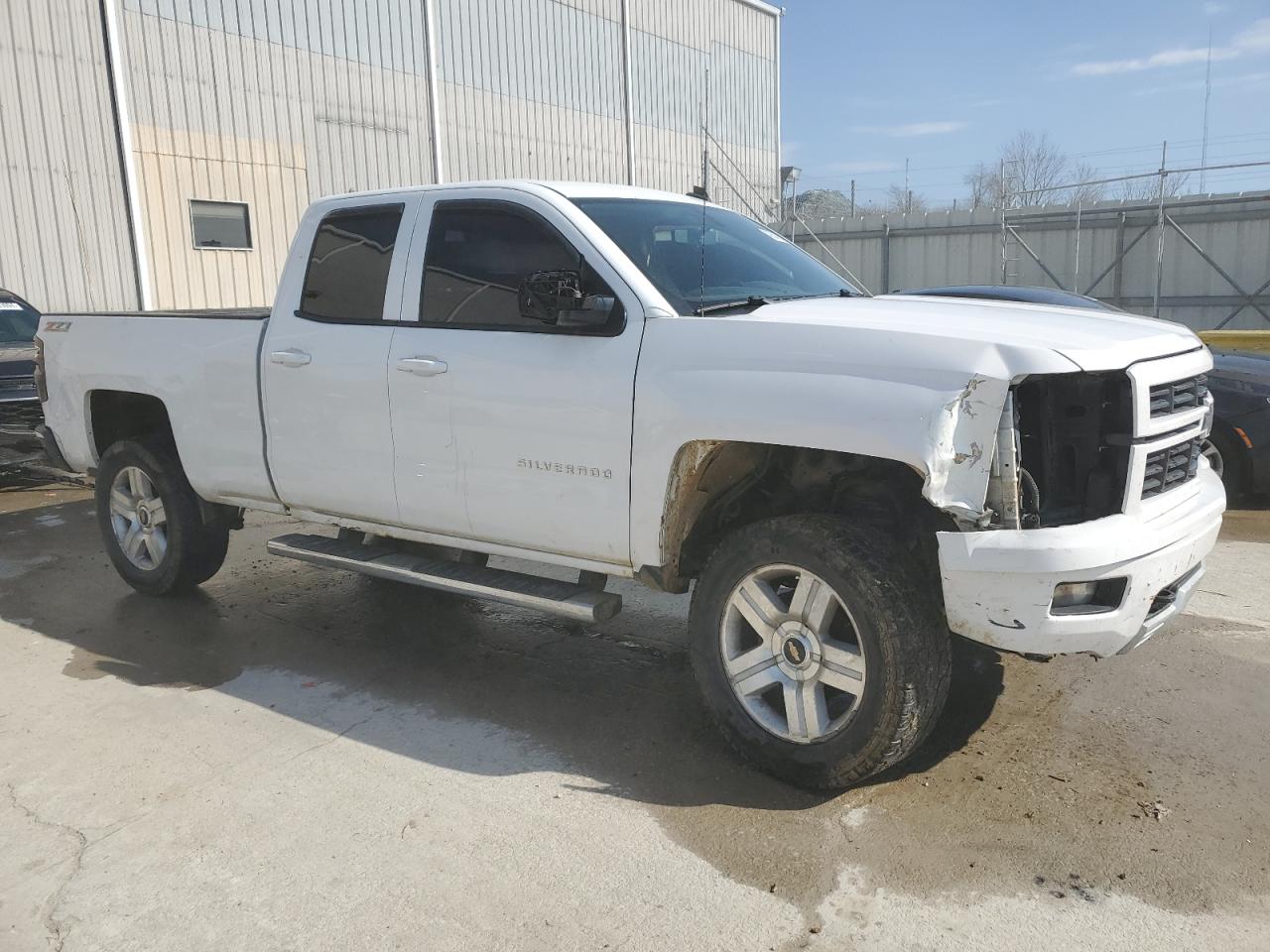 Photo 3 VIN: 1GCVKREC9EZ143510 - CHEVROLET SILVERADO 