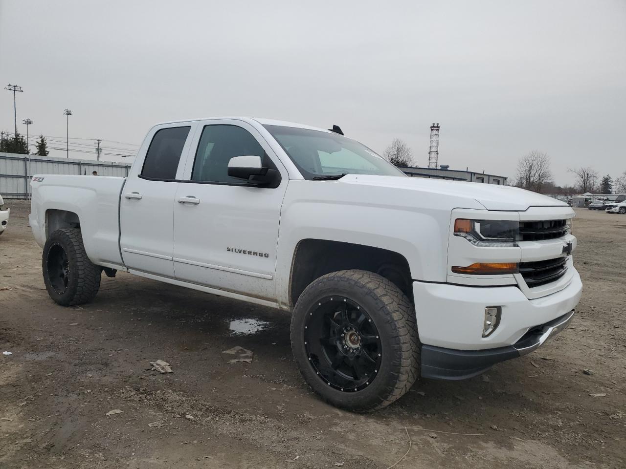 Photo 3 VIN: 1GCVKREC9GZ306045 - CHEVROLET SILVERADO 