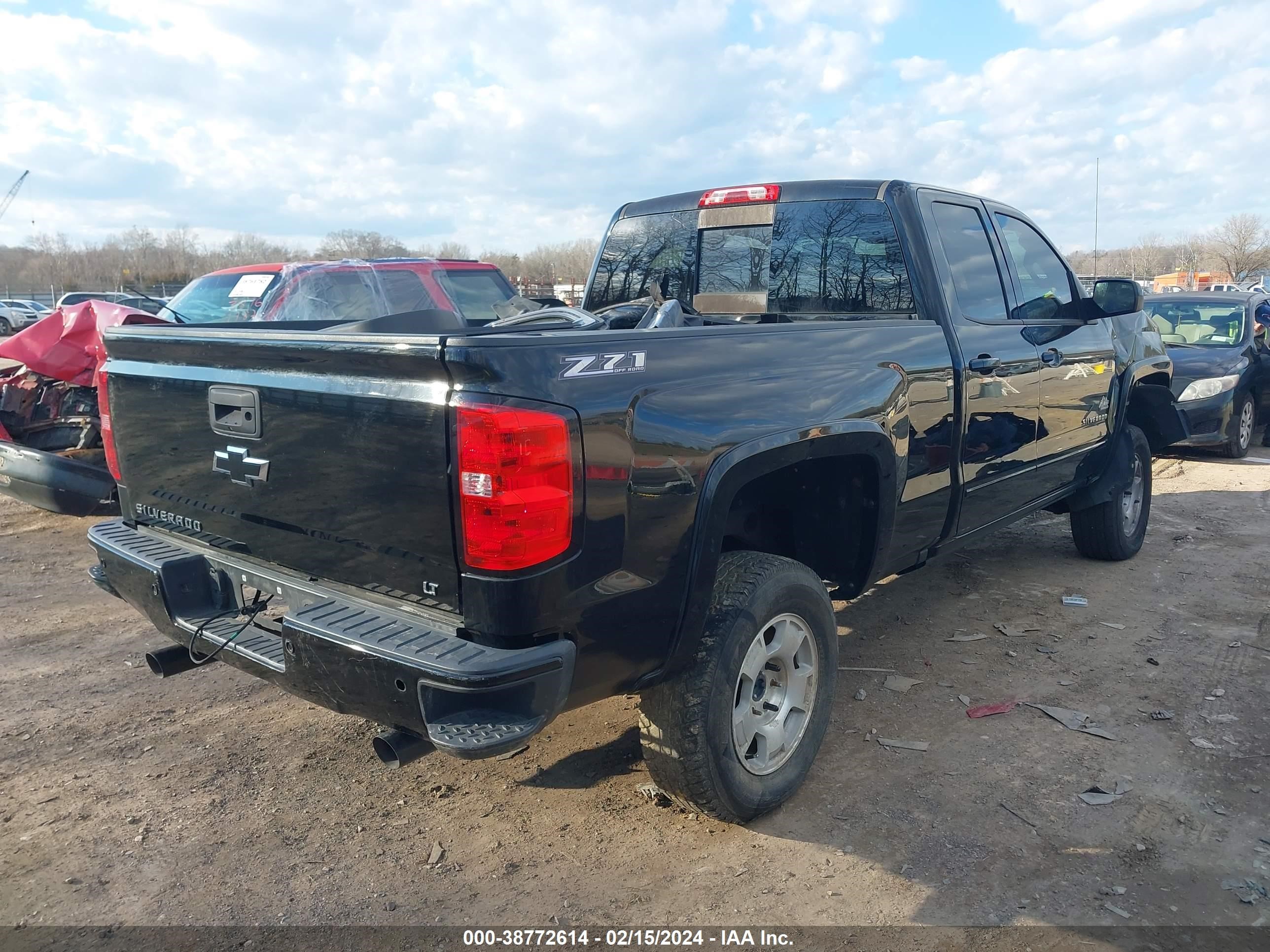 Photo 3 VIN: 1GCVKREC9HZ211924 - CHEVROLET SILVERADO 