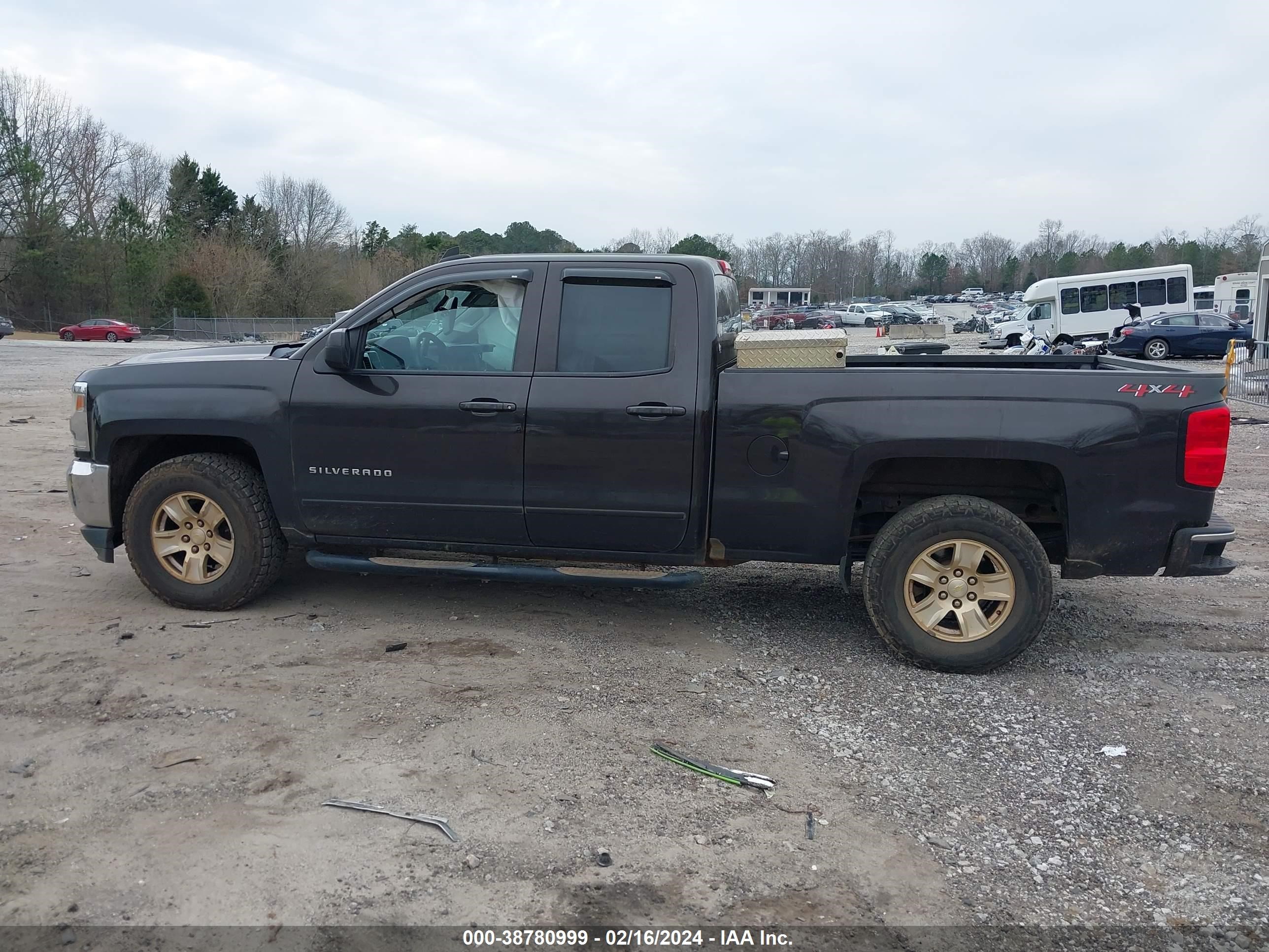 Photo 13 VIN: 1GCVKREC9JZ171575 - CHEVROLET SILVERADO 