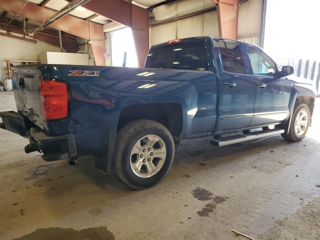 Photo 2 VIN: 1GCVKRECXHZ382343 - CHEVROLET SILVERADO 