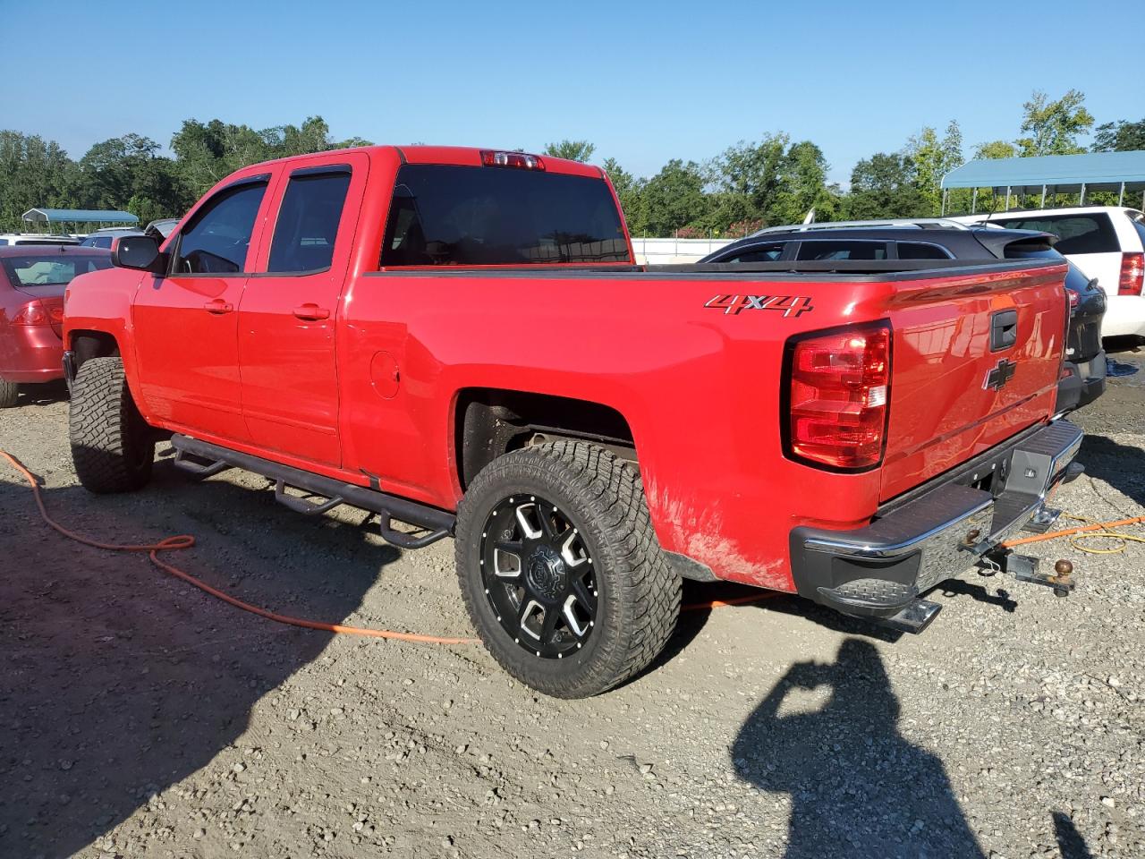 Photo 1 VIN: 1GCVKRECXJZ137449 - CHEVROLET SILVERADO 