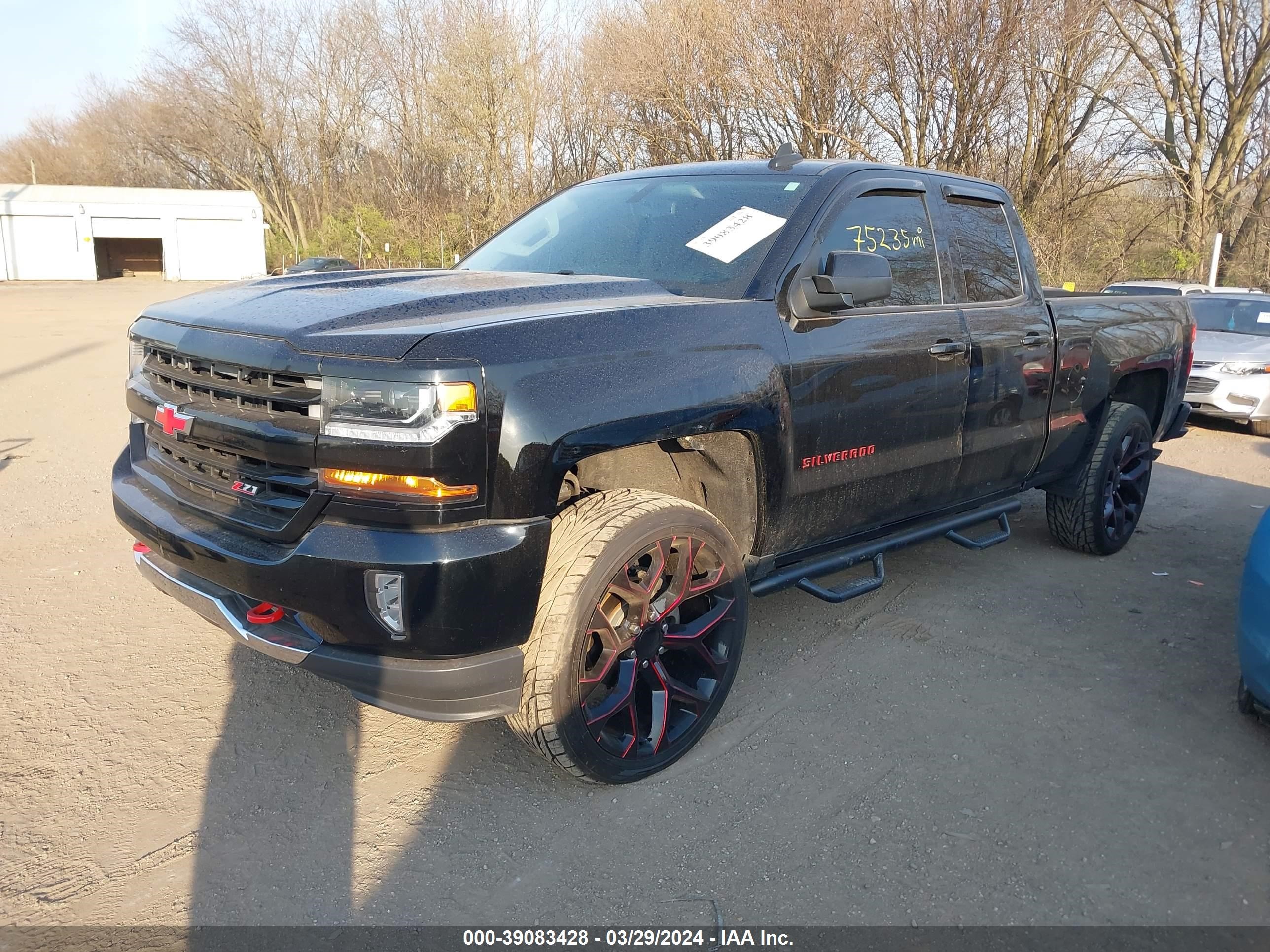 Photo 1 VIN: 1GCVKRECXJZ179698 - CHEVROLET SILVERADO 