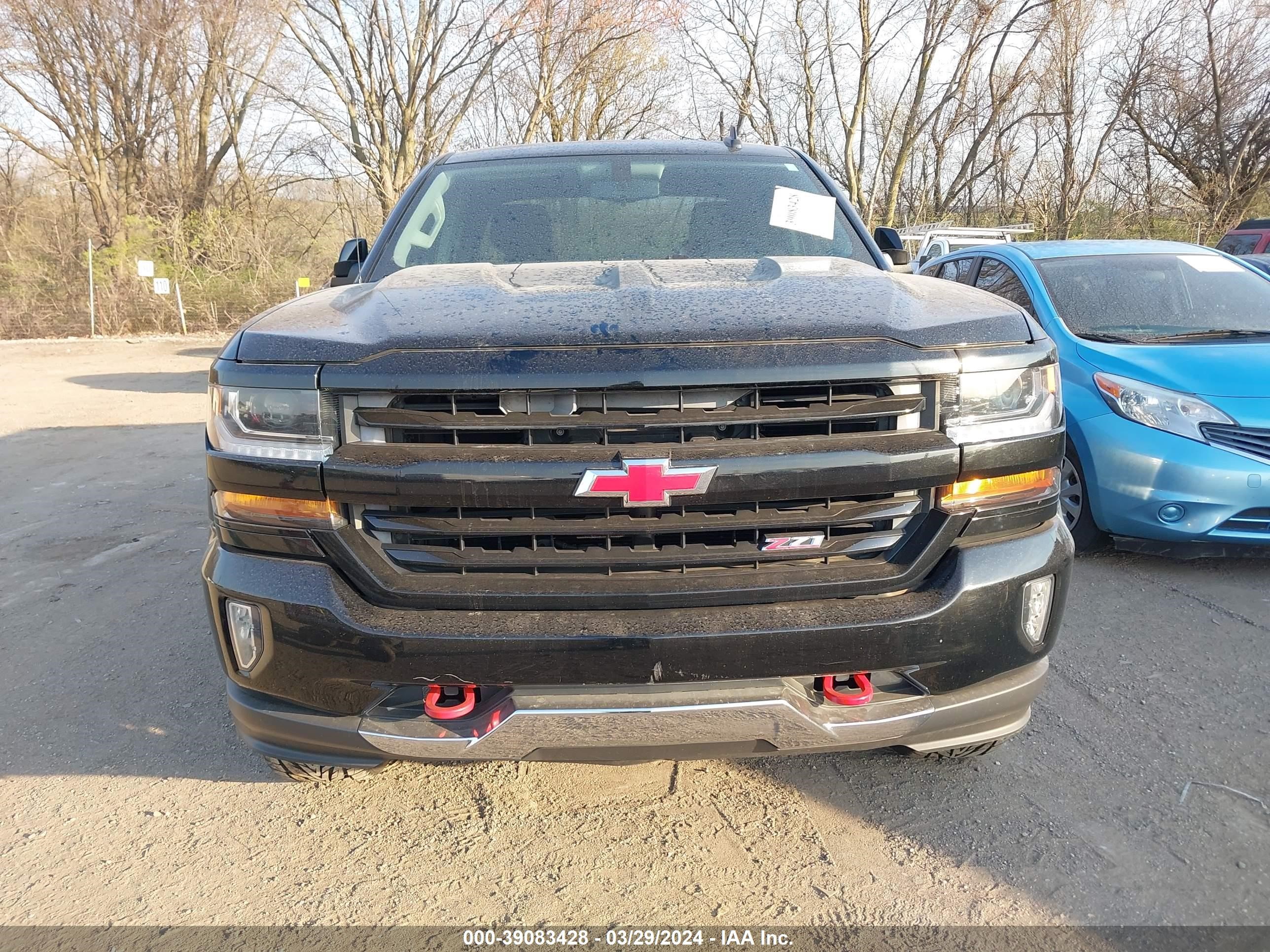 Photo 11 VIN: 1GCVKRECXJZ179698 - CHEVROLET SILVERADO 