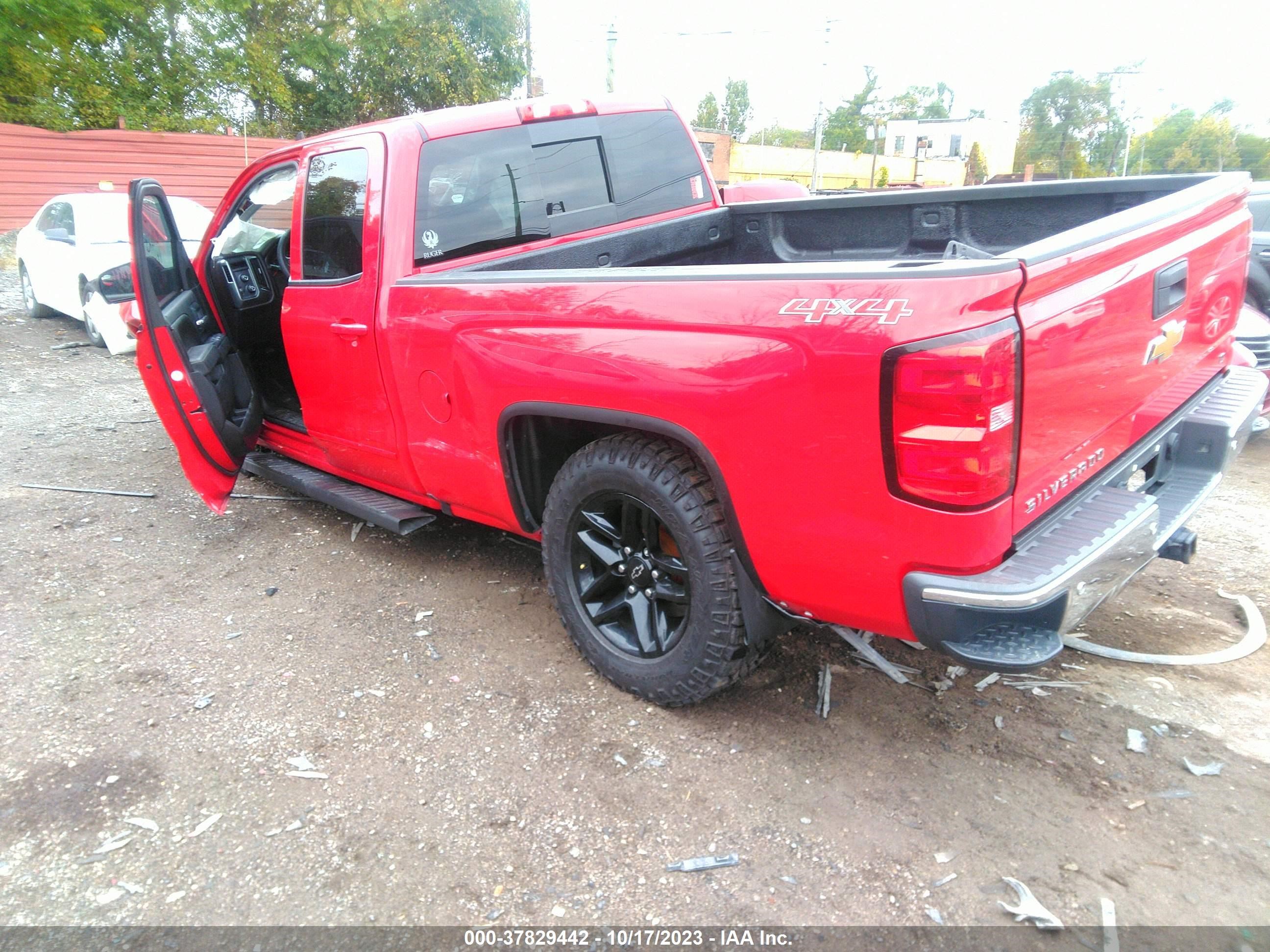 Photo 2 VIN: 1GCVKREH1GZ141166 - CHEVROLET SILVERADO 