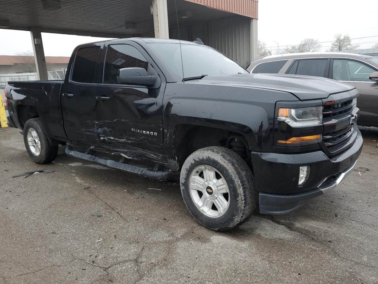 Photo 3 VIN: 1GCVKREH2HZ133675 - CHEVROLET SILVERADO 