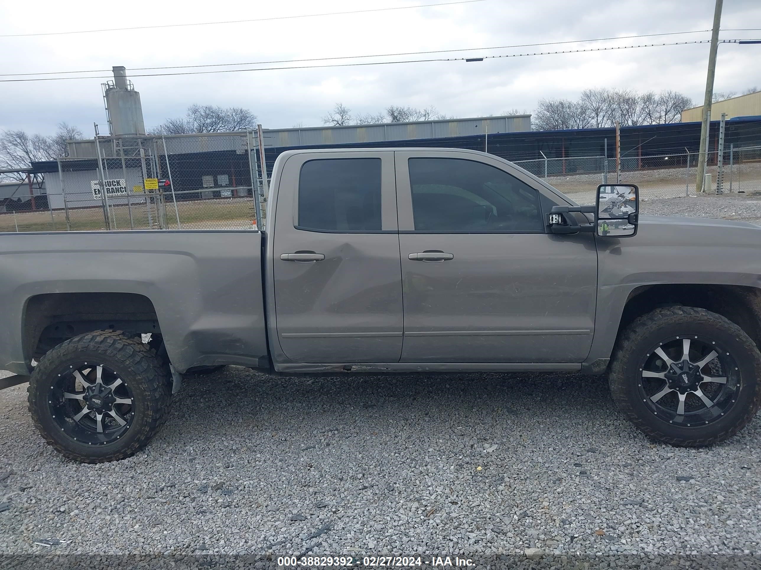 Photo 12 VIN: 1GCVKREH2HZ215180 - CHEVROLET SILVERADO 