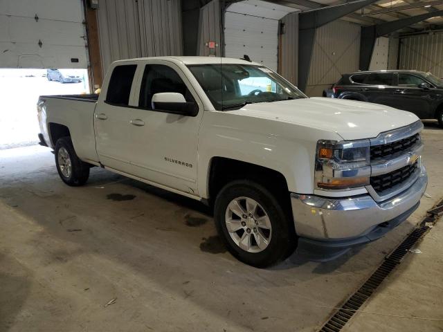 Photo 3 VIN: 1GCVKREH3JZ137661 - CHEVROLET SILVERADO 