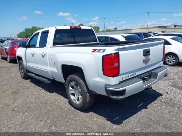 Photo 2 VIN: 1GCVKREH3JZ245343 - CHEVROLET SILVERADO 