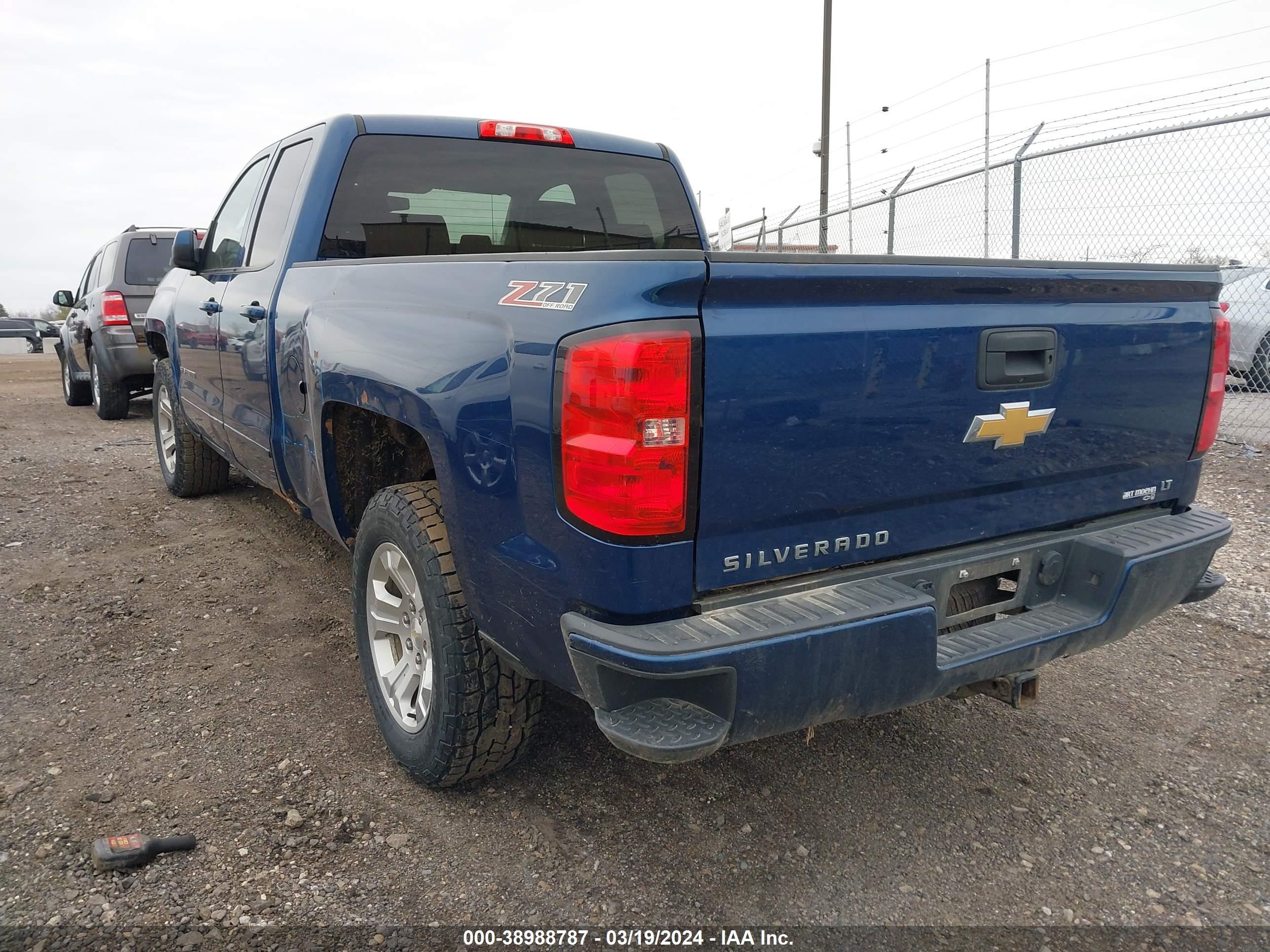 Photo 2 VIN: 1GCVKREH5GZ195957 - CHEVROLET SILVERADO 