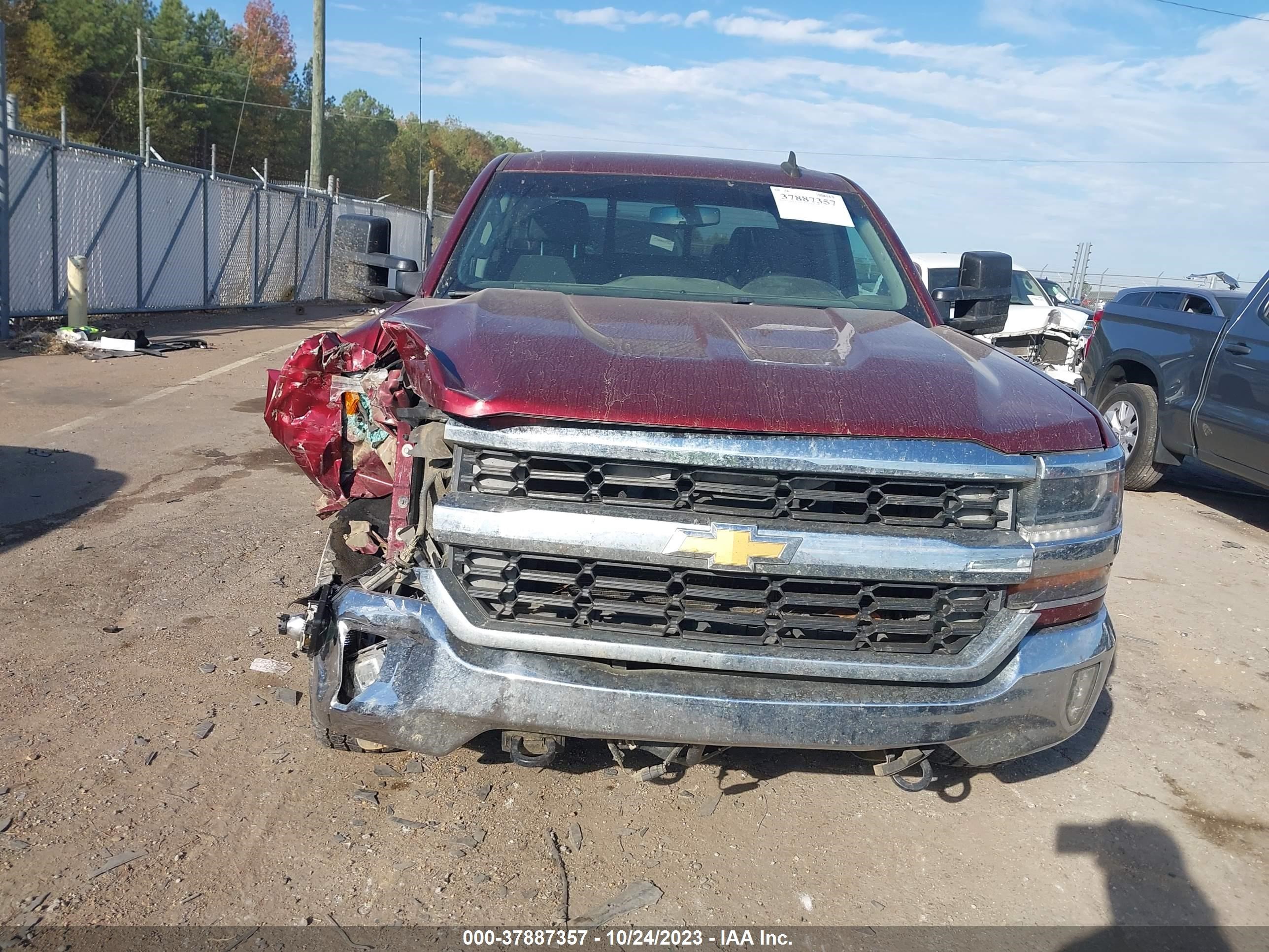 Photo 11 VIN: 1GCVKREH5GZ369445 - CHEVROLET SILVERADO 