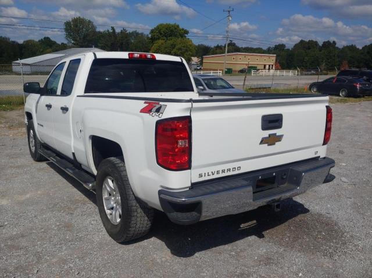 Photo 2 VIN: 1GCVKREH6EZ151236 - CHEVROLET SILVERADO 