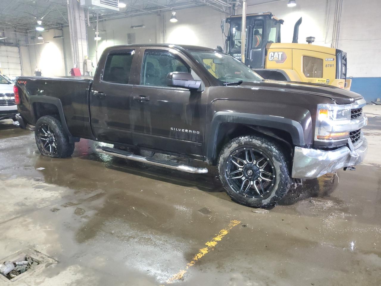 Photo 3 VIN: 1GCVKREH6JZ187938 - CHEVROLET SILVERADO 