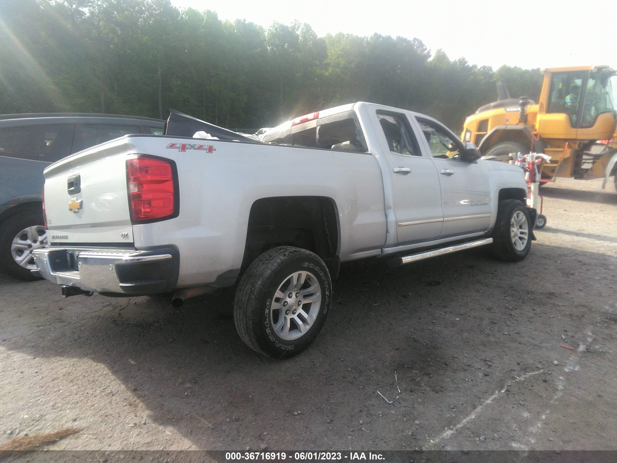 Photo 3 VIN: 1GCVKSEC0EZ177732 - CHEVROLET SILVERADO 