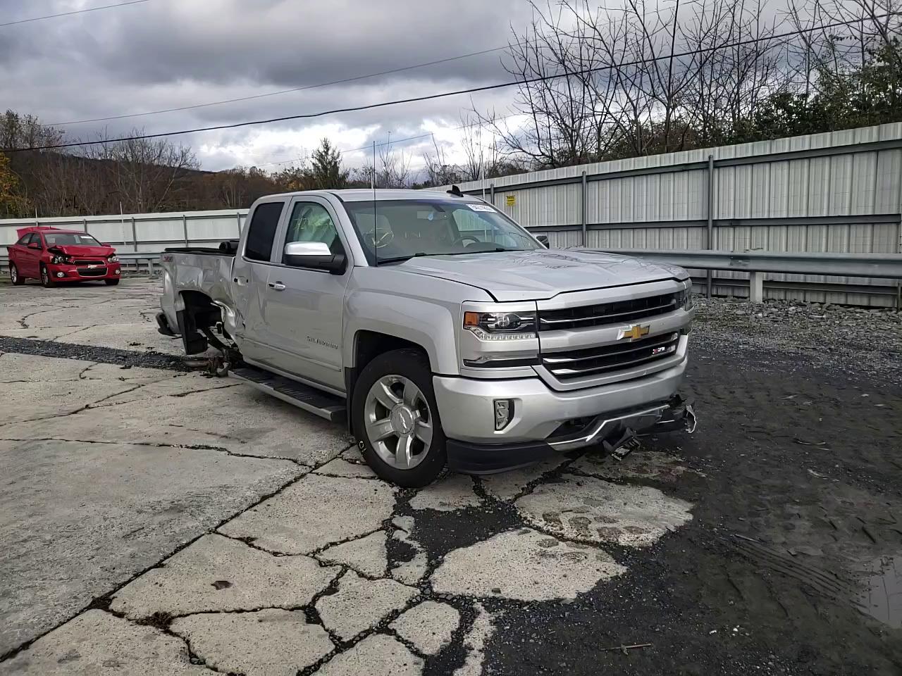 Photo 10 VIN: 1GCVKSEC5HZ358880 - CHEVROLET SILVERADO 