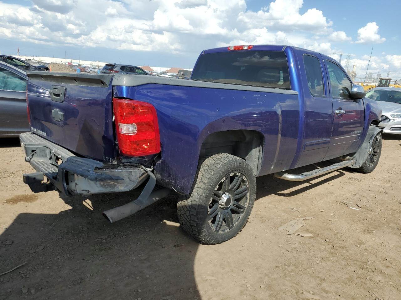 Photo 2 VIN: 1GCVKTE24BZ197782 - CHEVROLET SILVERADO 