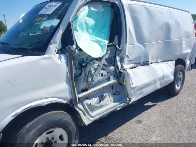 Photo 5 VIN: 1GCWGAF18L1272919 - CHEVROLET EXPRESS 