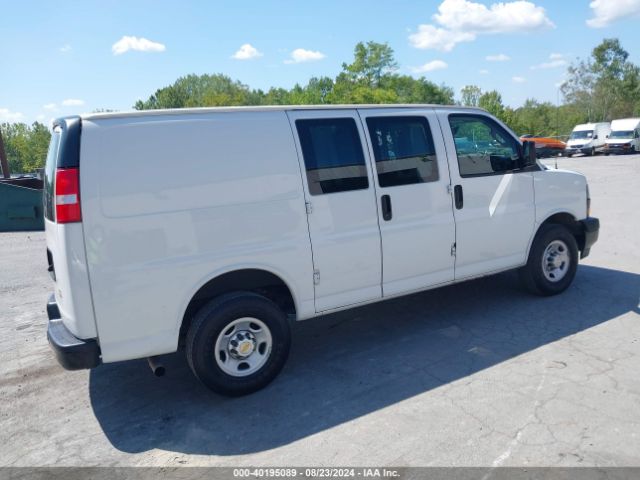 Photo 3 VIN: 1GCWGAF70M1168365 - CHEVROLET EXPRESS 