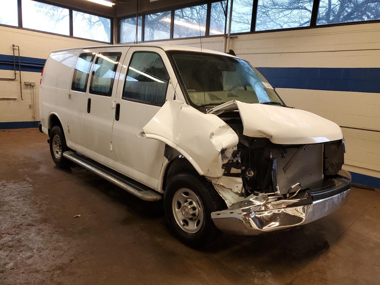 Photo 3 VIN: 1GCWGAF71N1268685 - CHEVROLET EXPRESS 