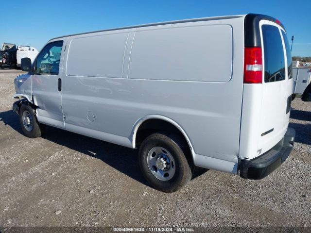 Photo 2 VIN: 1GCWGAF73N1155904 - CHEVROLET EXPRESS 