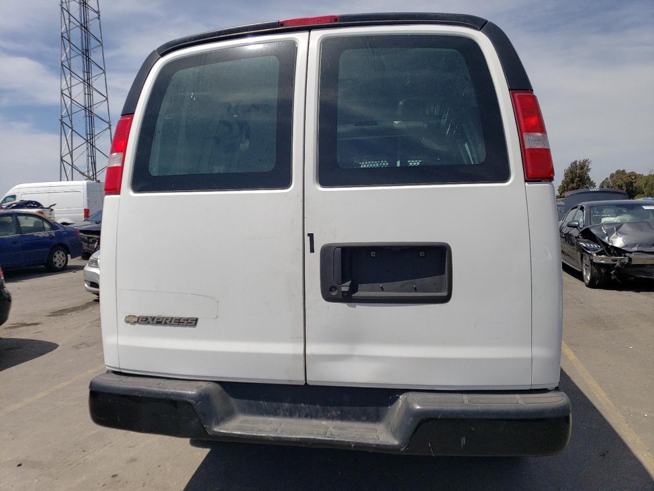 Photo 5 VIN: 1GCWGAF76M1169049 - CHEVROLET EXPRESS CARGO 