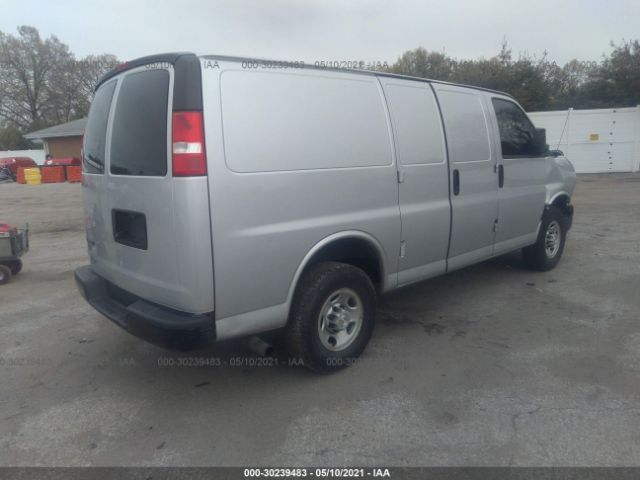 Photo 3 VIN: 1GCWGAFF0H1347678 - CHEVROLET EXPRESS CARGO VAN 