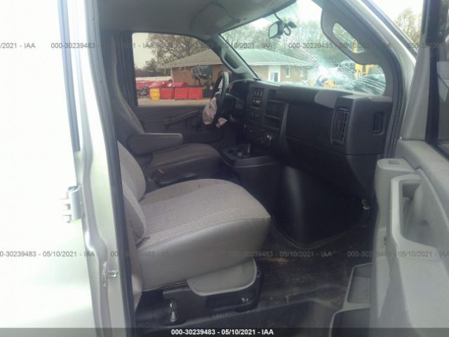 Photo 4 VIN: 1GCWGAFF0H1347678 - CHEVROLET EXPRESS CARGO VAN 