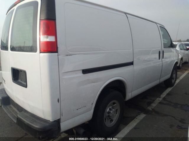 Photo 3 VIN: 1GCWGAFF1G1147892 - CHEVROLET EXPRESS CARGO VAN 