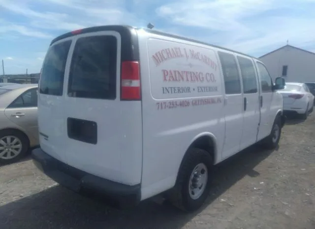 Photo 3 VIN: 1GCWGAFF1G1271600 - CHEVROLET EXPRESS CARGO VAN 