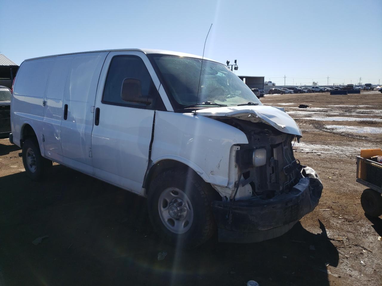 Photo 3 VIN: 1GCWGAFF1H1160868 - CHEVROLET EXPRESS 