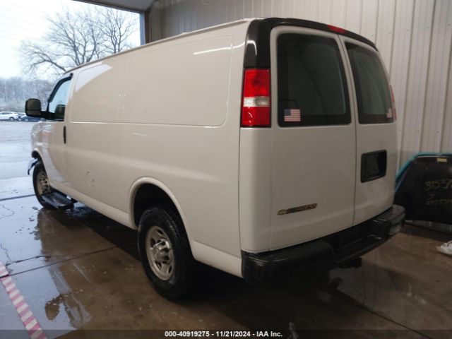 Photo 2 VIN: 1GCWGAFF1H1187908 - CHEVROLET EXPRESS 