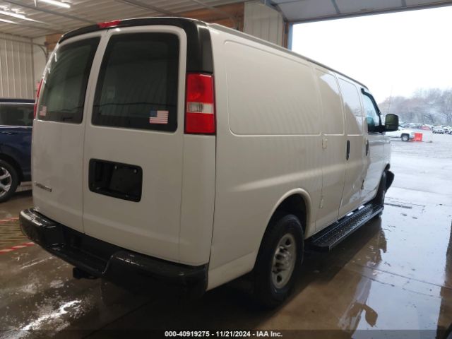 Photo 3 VIN: 1GCWGAFF1H1187908 - CHEVROLET EXPRESS 