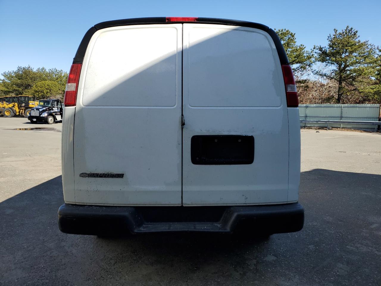 Photo 5 VIN: 1GCWGAFF1H1289306 - CHEVROLET EXPRESS 