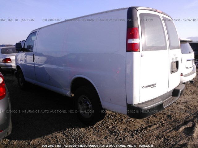 Photo 2 VIN: 1GCWGAFF2G1161414 - CHEVROLET EXPRESS CARGO VAN 