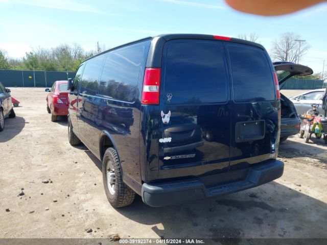 Photo 2 VIN: 1GCWGAFF2H1133212 - CHEVROLET EXPRESS G2500 