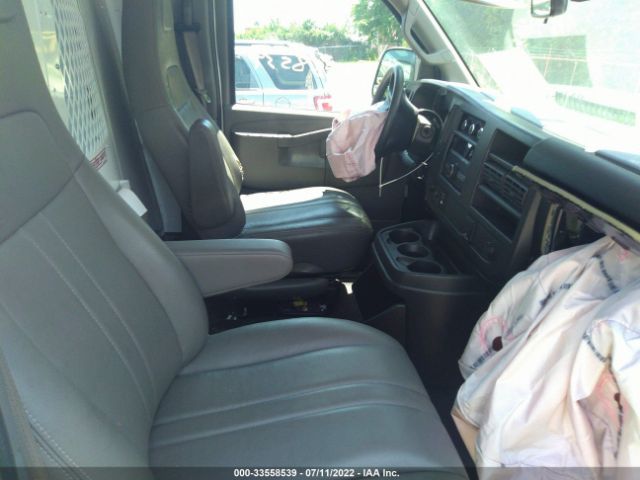 Photo 4 VIN: 1GCWGAFF2H1267217 - CHEVROLET EXPRESS CARGO VAN 