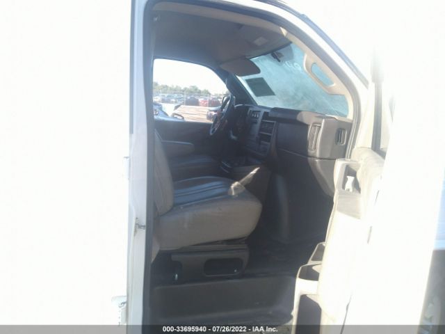 Photo 4 VIN: 1GCWGAFF3G1124162 - CHEVROLET EXPRESS CARGO VAN 