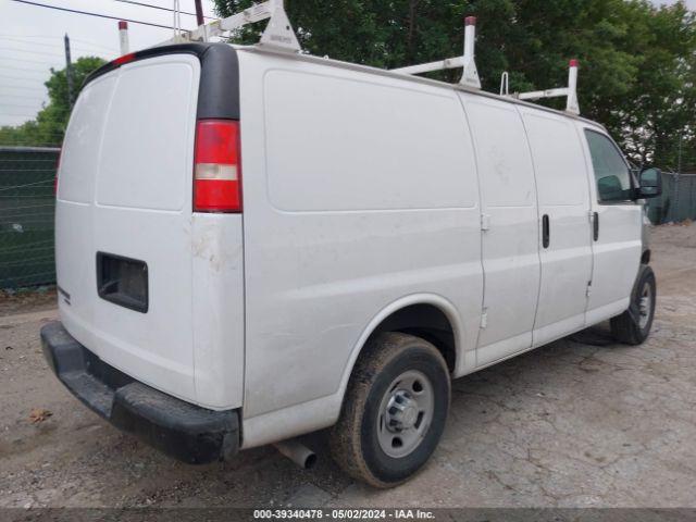 Photo 3 VIN: 1GCWGAFF4G1176531 - CHEVROLET EXPRESS 2500 