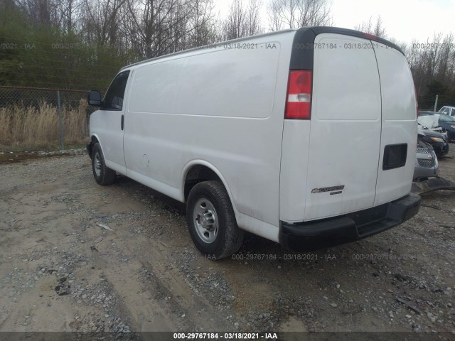 Photo 2 VIN: 1GCWGAFF5G1148608 - CHEVROLET EXPRESS CARGO VAN 