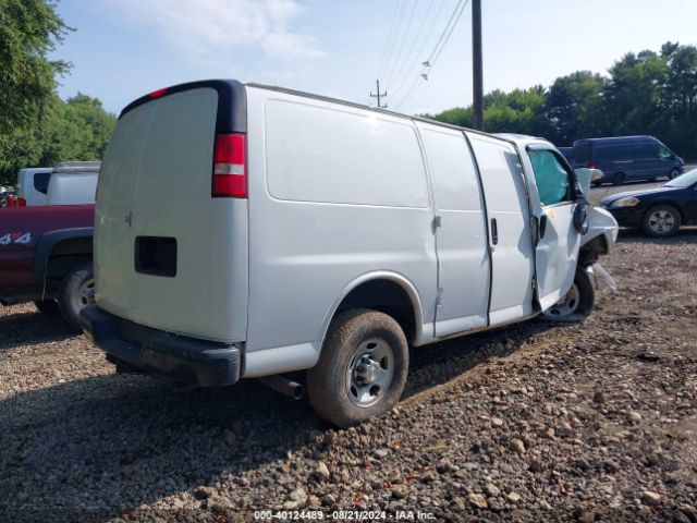 Photo 3 VIN: 1GCWGAFF5G1166011 - CHEVROLET EXPRESS 